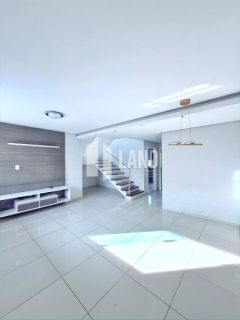 Casa Para Vender com 4 quartos 1 suítes no bairro Ininga em Teresina