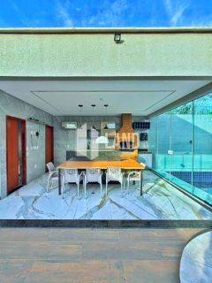 Casa Para Vender com 4 quartos 1 suítes no bairro Ininga em Teresina