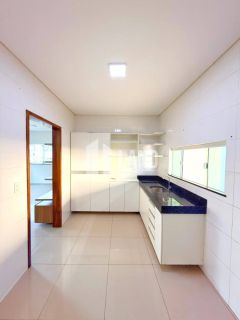 Casa de Condomínio Para Vender com 3 quartos 2 suítes no bairro Joia  em Timon