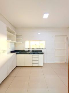 Casa de Condomínio Para Vender com 3 quartos 2 suítes no bairro Joia  em Timon