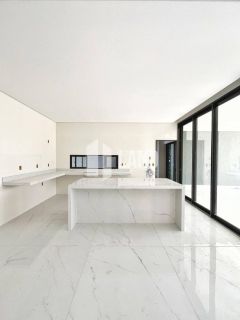 Casa 3 Suítes – sendo 1 master + 2 com jardim de inverno – Timon/MA