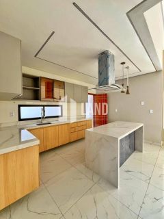 Casa Para Vender com 3 quartos 3 suítes no bairro Parque Piauí em Timon