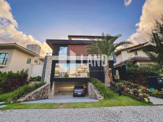 Casa Duplex Altissimo Padrao no Alphaville Eusebio (Porteira Fechada) - 5 suítes, energia solar, automatizada, escritorio, closet, adega, piscina, spa aquecido, deck, churrasqueira, carregador carro eletrico, 3 vagas - 467m² - R$ 5.700.000 - Alpha Eusebio