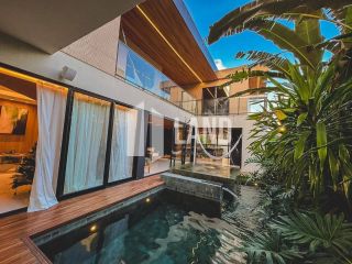 Casa Duplex Altissimo Padrao no Alphaville Eusebio (Porteira Fechada) - 5 suítes, energia solar, automatizada, escritorio, closet, adega, piscina, spa aquecido, deck, churrasqueira, carregador carro eletrico, 3 vagas - 467m² - R$ 5.700.000 - Alpha Eusebio