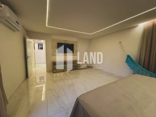 Casa Duplex Altissimo Padrao no Alphaville Eusebio (Porteira Fechada) - 5 suítes, energia solar, automatizada, escritorio, closet, adega, piscina, spa aquecido, deck, churrasqueira, carregador carro eletrico, 3 vagas - 467m² - R$ 5.700.000 - Alpha Eusebio