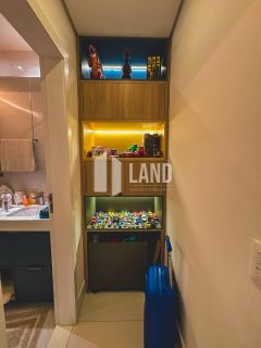 Casa Duplex Altissimo Padrao no Alphaville Eusebio (Porteira Fechada) - 5 suítes, energia solar, automatizada, escritorio, closet, adega, piscina, spa aquecido, deck, churrasqueira, carregador carro eletrico, 3 vagas - 467m² - R$ 5.700.000 - Alpha Eusebio