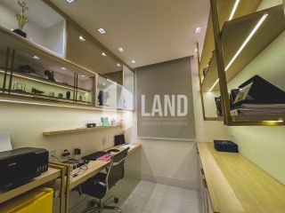 Casa Duplex Altissimo Padrao no Alphaville Eusebio (Porteira Fechada) - 5 suítes, energia solar, automatizada, escritorio, closet, adega, piscina, spa aquecido, deck, churrasqueira, carregador carro eletrico, 3 vagas - 467m² - R$ 5.700.000 - Alpha Eusebio