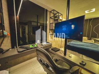 Casa Duplex Altissimo Padrao no Alphaville Eusebio (Porteira Fechada) - 5 suítes, energia solar, automatizada, escritorio, closet, adega, piscina, spa aquecido, deck, churrasqueira, carregador carro eletrico, 3 vagas - 467m² - R$ 5.700.000 - Alpha Eusebio