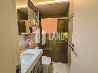 Casa Duplex Altissimo Padrao no Alphaville Eusebio (Porteira Fechada) - 5 suítes, energia solar, automatizada, escritorio, closet, adega, piscina, spa aquecido, deck, churrasqueira, carregador carro eletrico, 3 vagas - 467m² - R$ 5.700.000 - Alpha Eusebio