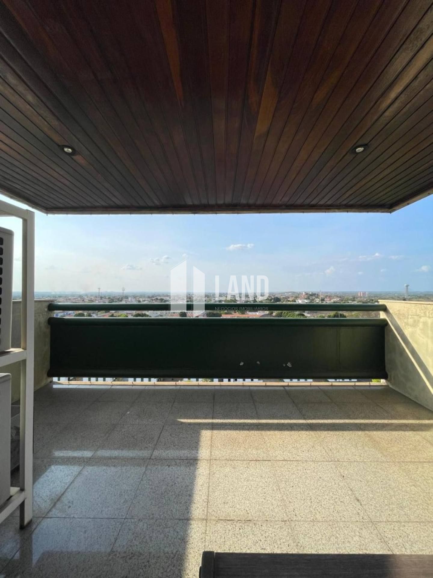 Apartamento mobiliado de 240m² na região Centro Norte de Teresina