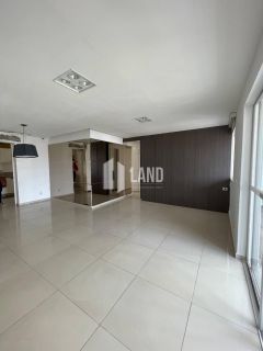Apartamento no Bairro De Fátima, localização privilegiada. Apartamento de 105m2 03 quartos sendo 01 Suite, sala de estar e jantar em L,escritório,cozinha com entrada independente, lavanderia e banheiro de Serviço. Ambiente todo cômodos com móveis planejad