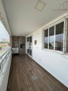 Apartamento no Bairro De Fátima, localização privilegiada. Apartamento de 105m2 03 quartos sendo 01 Suite, sala de estar e jantar em L,escritório,cozinha com entrada independente, lavanderia e banheiro de Serviço. Ambiente todo cômodos com móveis planejad