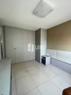 Apartamento no Bairro De Fátima, localização privilegiada. Apartamento de 105m2 03 quartos sendo 01 Suite, sala de estar e jantar em L,escritório,cozinha com entrada independente, lavanderia e banheiro de Serviço. Ambiente todo cômodos com móveis planejad