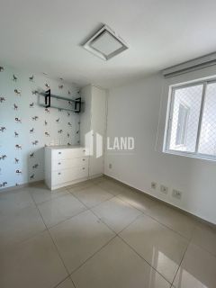 Apartamento no Bairro De Fátima, localização privilegiada. Apartamento de 105m2 03 quartos sendo 01 Suite, sala de estar e jantar em L,escritório,cozinha com entrada independente, lavanderia e banheiro de Serviço. Ambiente todo cômodos com móveis planejad