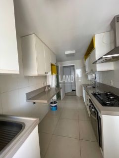 Apartamento no Bairro De Fátima, localização privilegiada. Apartamento de 105m2 03 quartos sendo 01 Suite, sala de estar e jantar em L,escritório,cozinha com entrada independente, lavanderia e banheiro de Serviço. Ambiente todo cômodos com móveis planejad