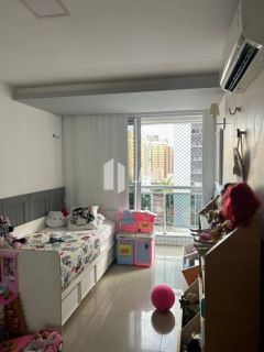 APARTAMENTO A VENDA EM CONDOMÍNIO DE ALTO PADRÃO. - POR R$ 2.100.000,00