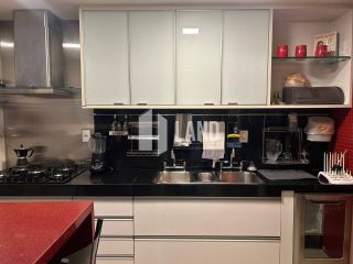 APARTAMENTO A VENDA EM CONDOMÍNIO DE ALTO PADRÃO. - POR R$ 2.100.000,00