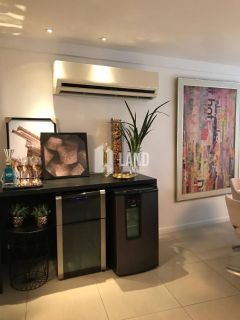 APARTAMENTO A VENDA EM CONDOMÍNIO DE ALTO PADRÃO. - POR R$ 2.100.000,00