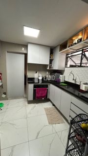 Apartamento no Bairro Morada do Sol de 89m2 com 03 quartos sendo 01 suite, cozinha com banheiro de serviço, 02 vagas de garagem