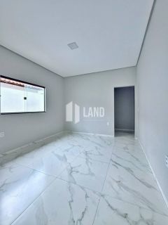 Casa Para Vender com 3 quartos 2 suítes no bairro Parque Piauí em Timon