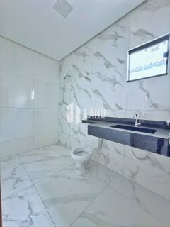 Casa Para Vender com 3 quartos 2 suítes no bairro Parque Piauí em Timon