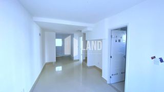 Casa de Condomínio Para Vender com 3 quartos 2 suítes no bairro Morros em Teresina