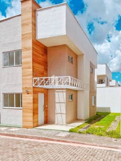 Casa duplex com 3 quartos 2 suítes no bairro Morros em Teresina