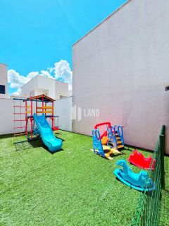Casa duplex com 3 quartos 2 suítes no bairro Morros em Teresina