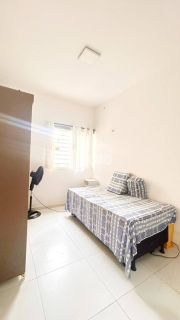 Casa de Condomínio Para Vender com 3 quartos 1 suítes no bairro Pedra Mole em Teresina