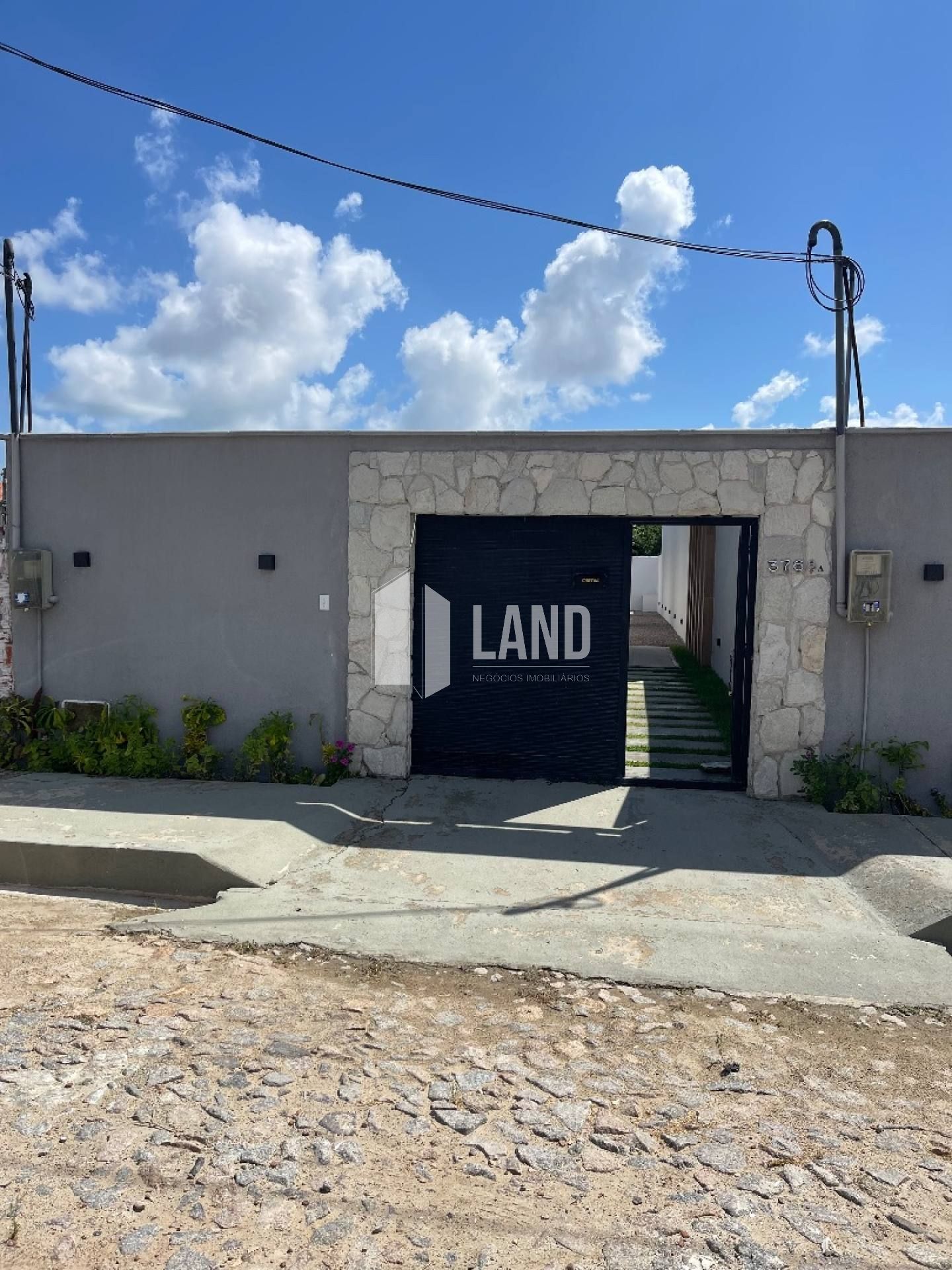 Casa Para Vender com 03 quartos 03 suítes no bairro Jose de Alencar em Fortaleza