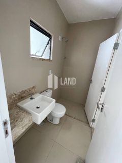 Casa Para Vender com 03 quartos 03 suítes no bairro Jose de Alencar em Fortaleza