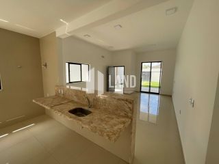 Casa Para Vender com 03 quartos 03 suítes no bairro Jose de Alencar em Fortaleza