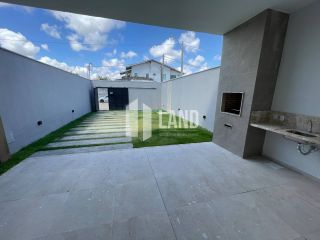 Casa Para Vender com 03 quartos 03 suítes no bairro Jose de Alencar em Fortaleza