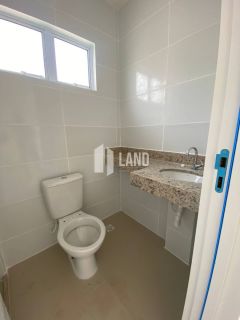 Vende-se casa de condomínio com 3 quartos, bairro Morros