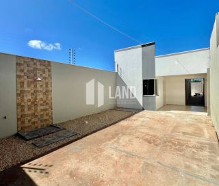 Vende-se casa com 2 quartos 1 suítes no bairro Joia em Timon