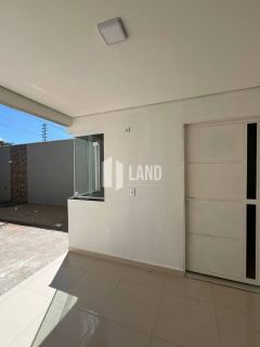 Vende-se casa com 2 quartos 1 suítes no bairro Joia em Timon