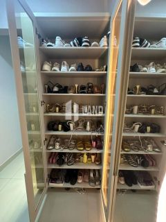 Casa Para Vender com 4 quartos 1 suítes no bairro Angelim em Teresina