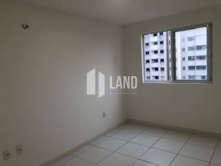 Apartamento para vender no Residencial Villa Treviso, com 02 quartos sendo 1 suíte, banheiro social, varanda, 1 vaga de garagem, lazer completo, 56m2 - R$ 340.000 - na região da Maraponga, a poucos metros da Av. Bernardo Manuel - Fortaleza/Ce