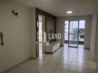 Apartamento para vender no Residencial Villa Treviso, com 02 quartos sendo 1 suíte, banheiro social, varanda, 1 vaga de garagem, lazer completo, 56m2 - R$ 340.000 - na região da Maraponga, a poucos metros da Av. Bernardo Manuel - Fortaleza/Ce
