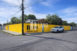 Imóvel Comercial Amplo com 300m² em Localização Estratégica - Por R$ 649.000,00