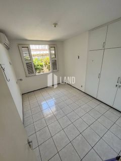 Imóvel Comercial Amplo com 300m² em Localização Estratégica - Por R$ 649.000,00