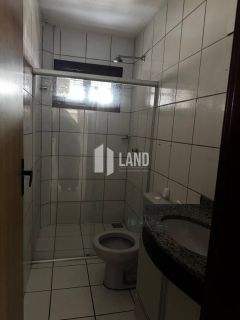 DUPLEX, em ótimo estado de conservação, com 3 quartos 1 suítes no bairro Eng Luciano Cavalcante