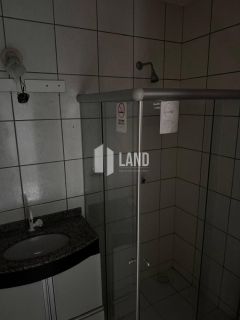 DUPLEX, em ótimo estado de conservação, com 3 quartos 1 suítes no bairro Eng Luciano Cavalcante