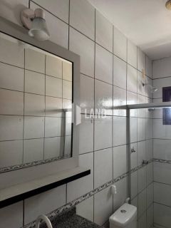 DUPLEX, em ótimo estado de conservação, com 3 quartos 1 suítes no bairro Eng Luciano Cavalcante