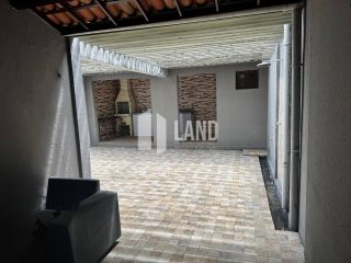 DUPLEX, em ótimo estado de conservação, com 3 quartos 1 suítes no bairro Eng Luciano Cavalcante