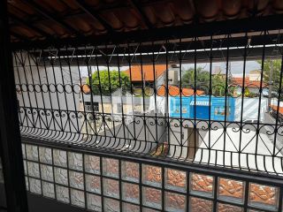 DUPLEX, em ótimo estado de conservação, com 3 quartos 1 suítes no bairro Eng Luciano Cavalcante