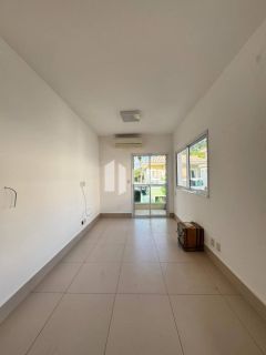 Casa de Condomínio Para Vender com 4 quartos 4 suítes no bairro Socopo em Teresina