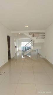 Casa de Condomínio Para Vender com 4 quartos 4 suítes no bairro Socopo em Teresina