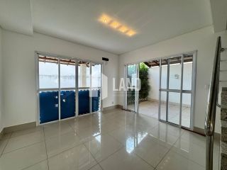 Casa de Condomínio Para Vender com 4 quartos 4 suítes no bairro Socopo em Teresina