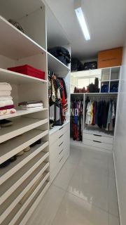 Casa de Condomínio Para Vender com 4 quartos 4 suítes no bairro Morros em Teresina